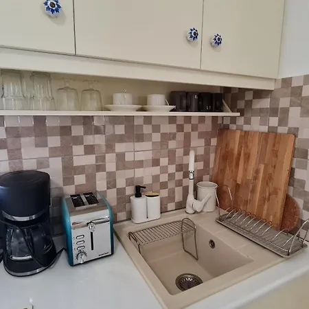 Casa Di Elsa, Lambi, *